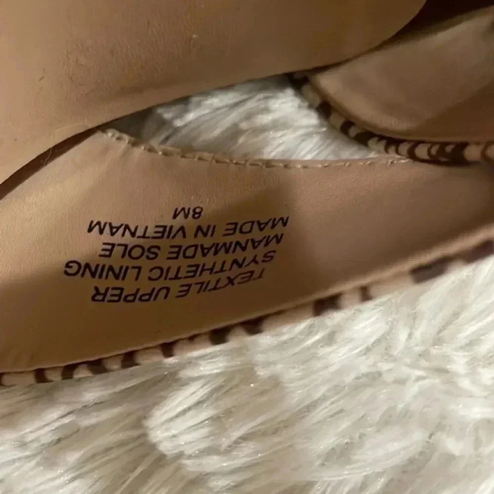 Ann Taylor sandals for women